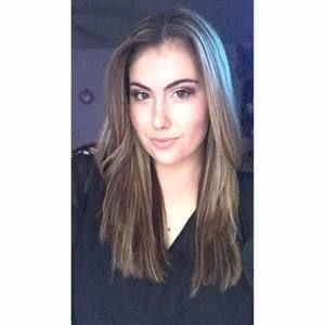 Meet your Posher, Dena